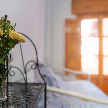 גרנדה Apartamentos La Miga מראה חיצוני תמונה
