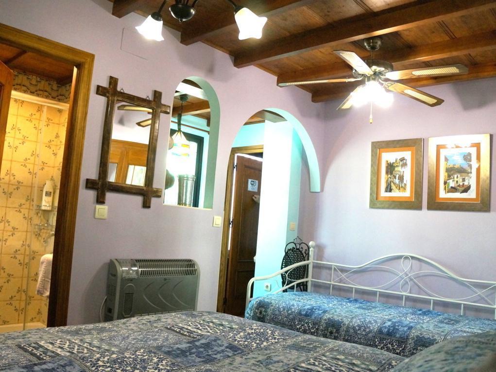 גרנדה Apartamentos La Miga מראה חיצוני תמונה