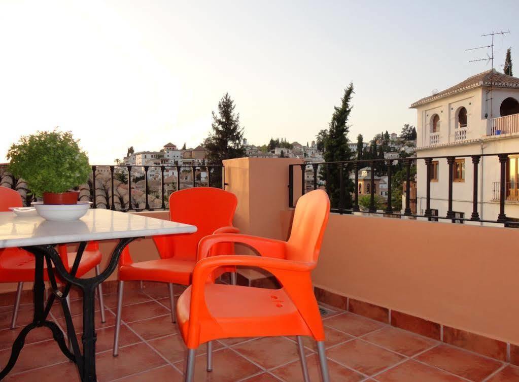 גרנדה Apartamentos La Miga מראה חיצוני תמונה