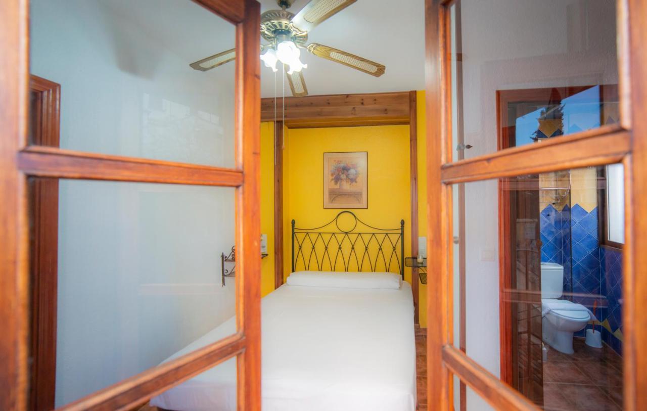 גרנדה Apartamentos La Miga מראה חיצוני תמונה