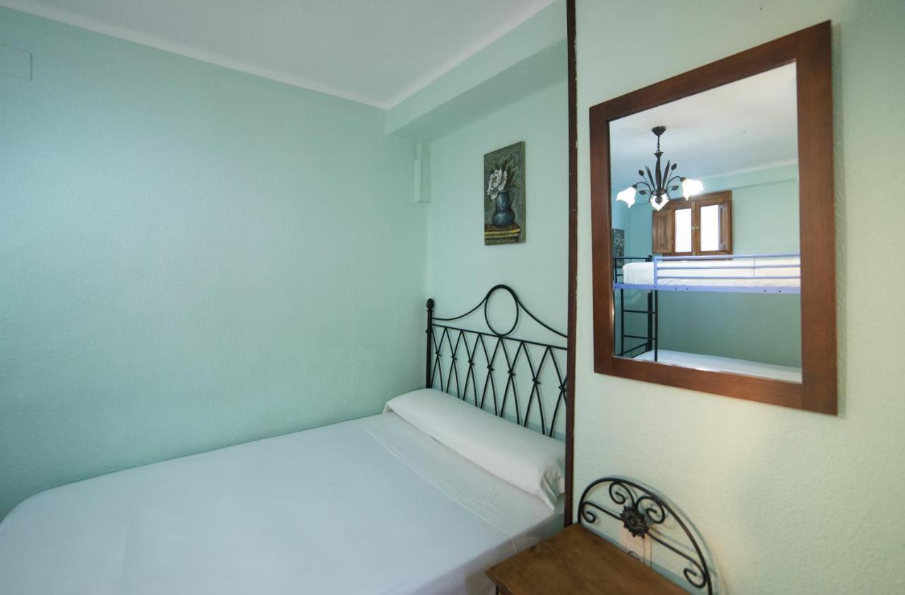 גרנדה Apartamentos La Miga מראה חיצוני תמונה